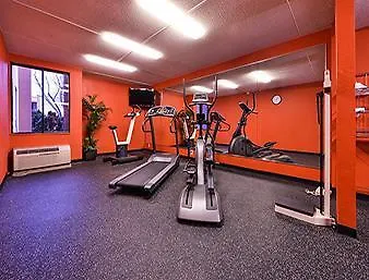 Ramada By Wyndham Statesville 